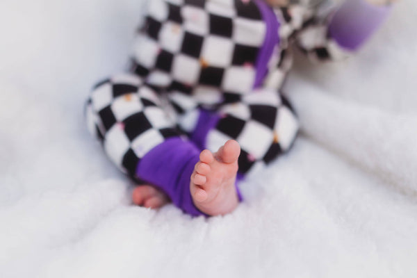 𝐒𝐀𝐋𝐄! 𝟓𝟎% 𝐎𝐅𝐅!  Bamboo Baby Pajamas - Double Zipper - Longies - Checkered Magic - FINAL SALE